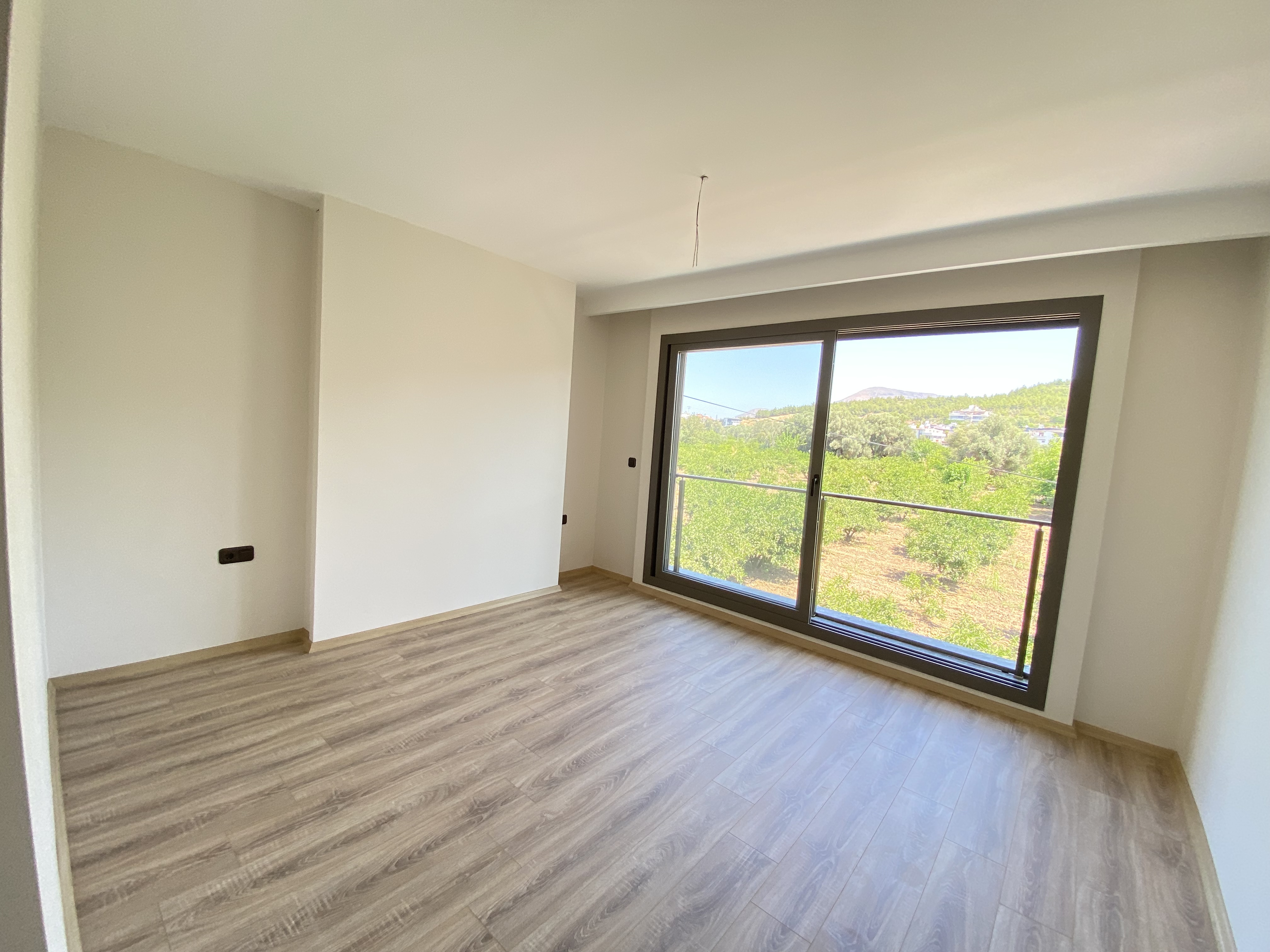 Seferihisar Mersin Alanı Denize 350 m, Havuzlu Ve Yerden Isıtmalı Lüks Köşe Villa — 25 / 30