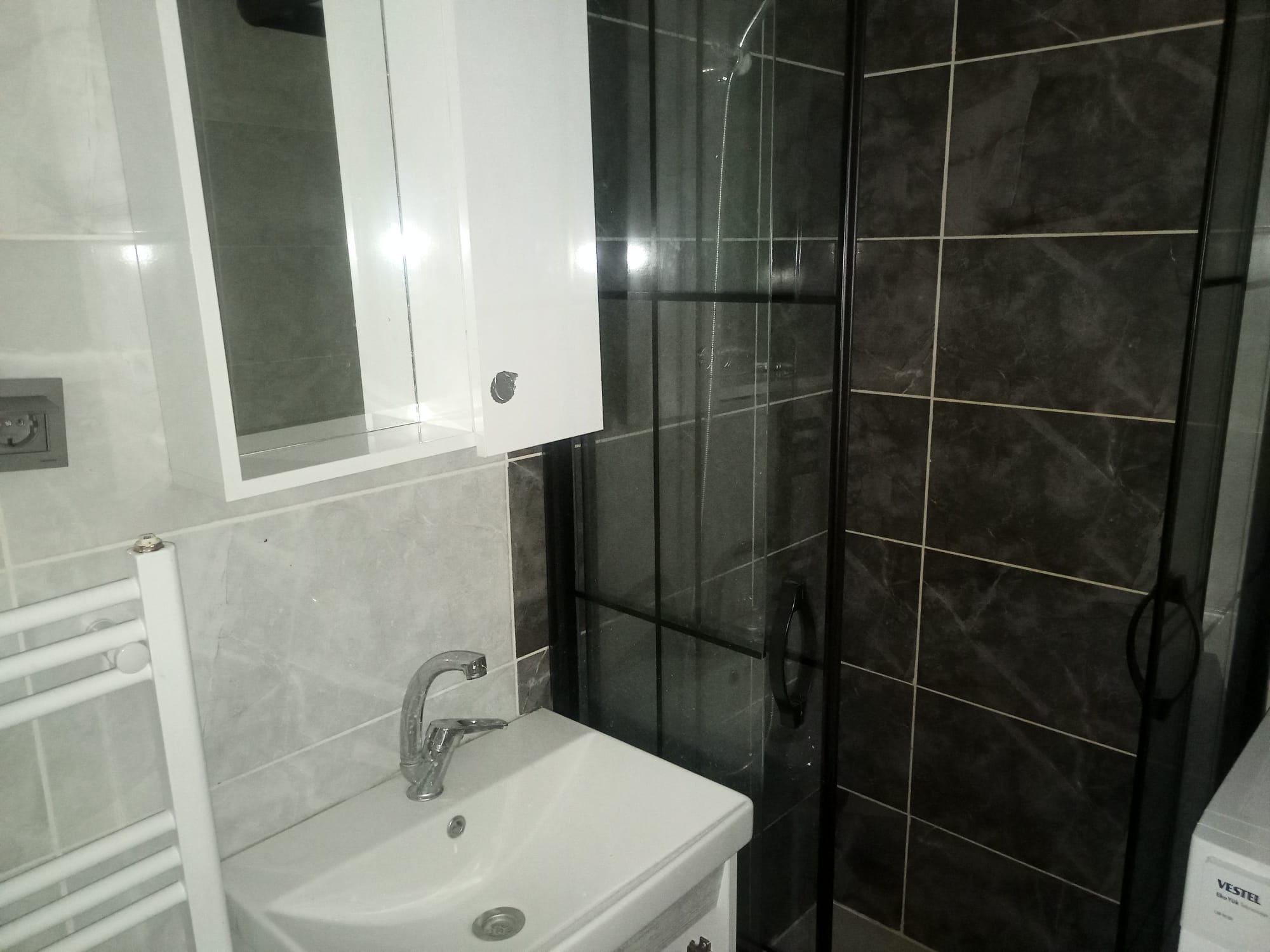 KONYA YOLU KENARINDA YENİ BİNADA SATILIK 1+1 KATTA DAİRE — 24 / 26