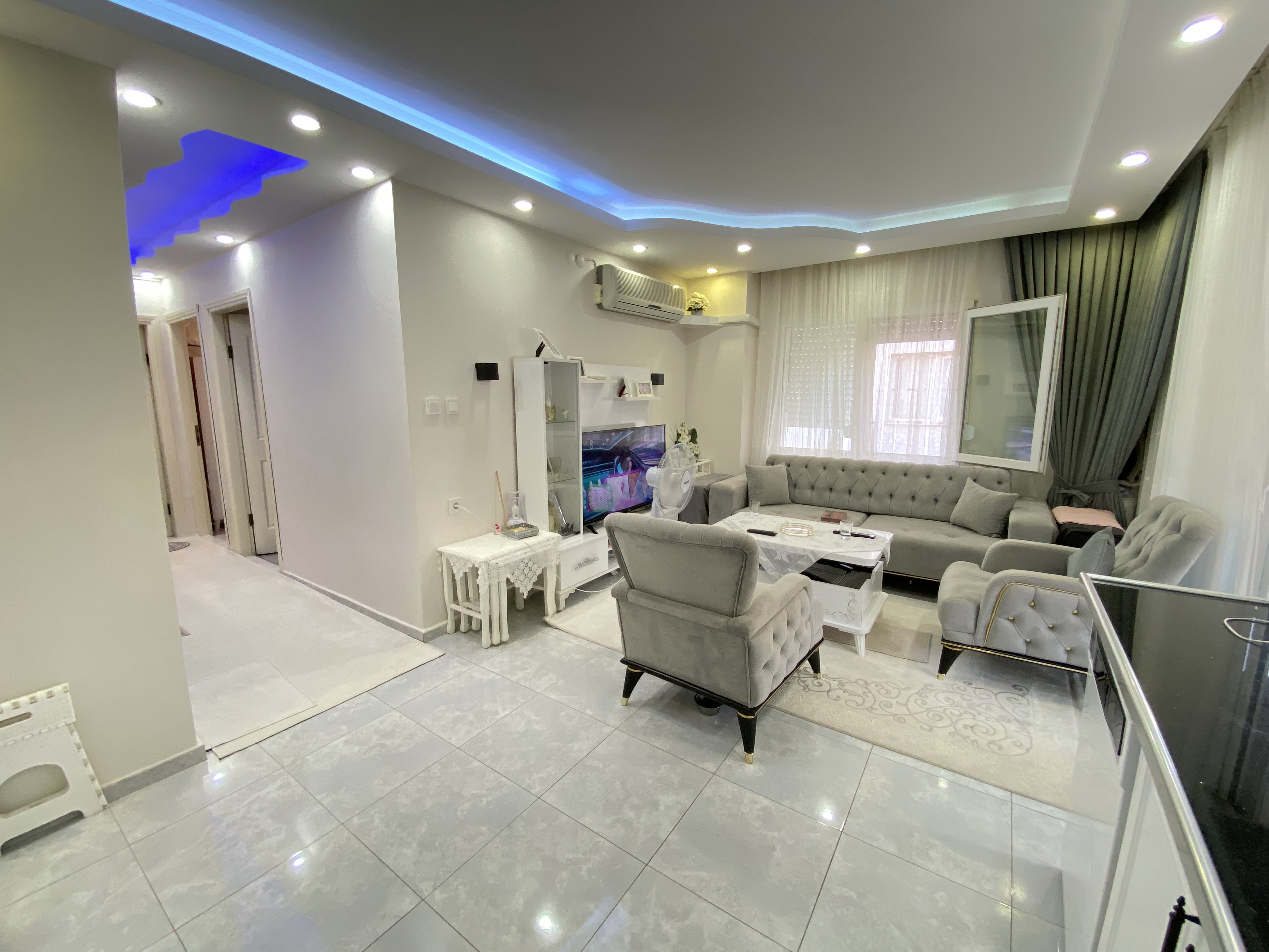Seferihisar Bengiler Maviye Komşu, taşınmaya Hazır! Isı Pompalı, geniş Satılık 2+1 Daire — 2 / 25