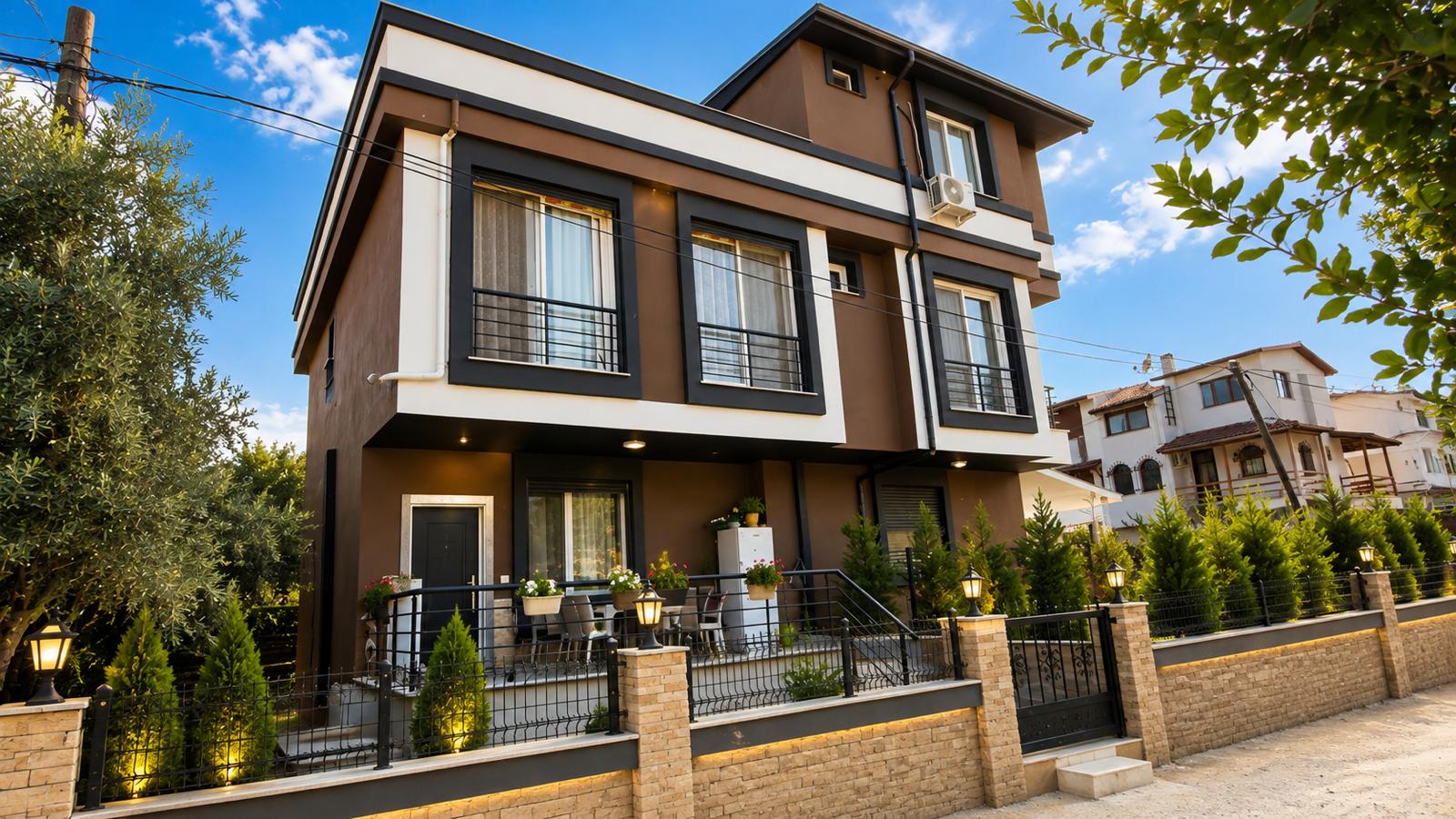 Seferihisar Doğanbey Cumhuriyet Mahallesi'nde Denize Yakın 3+1 Lüks Villa