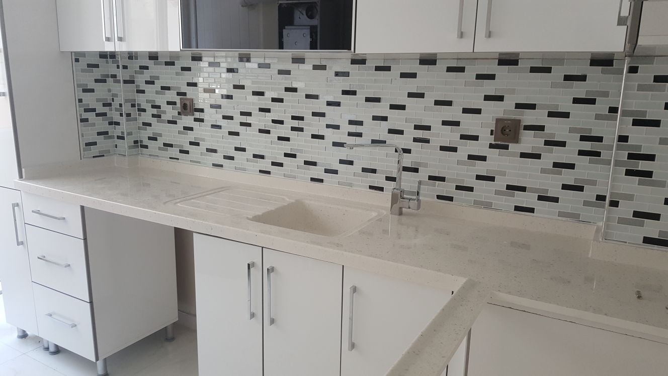 PLEVNE MH DESTEK CD ÜZERİNDE SATILIK KATTA 3+1 DAİRE — 1 / 29