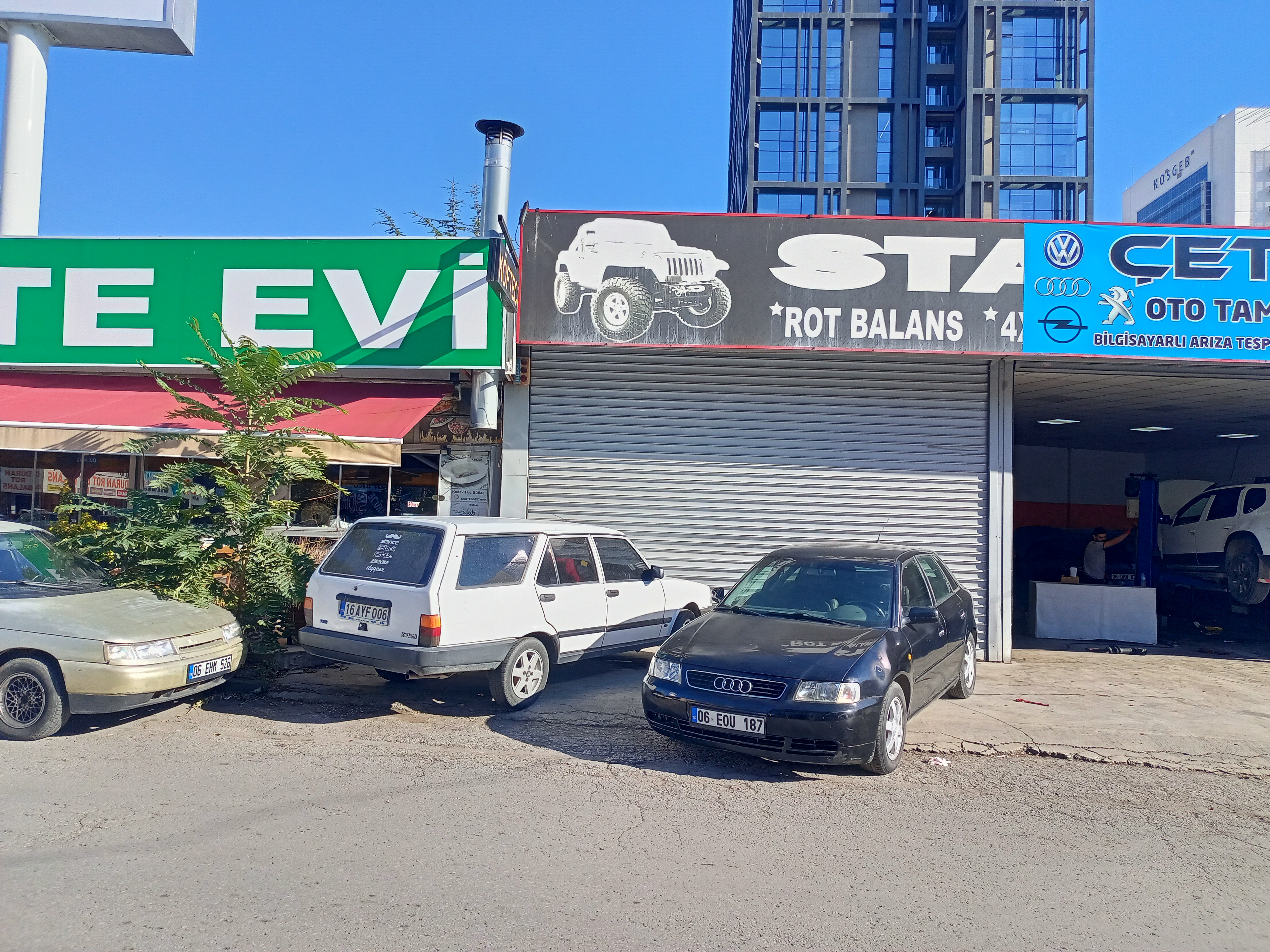 İSKİTLER SANAYİİNDE MERKEZİ KONUMDA KİRALIK 50m2 DÜKKAN — 2 / 5