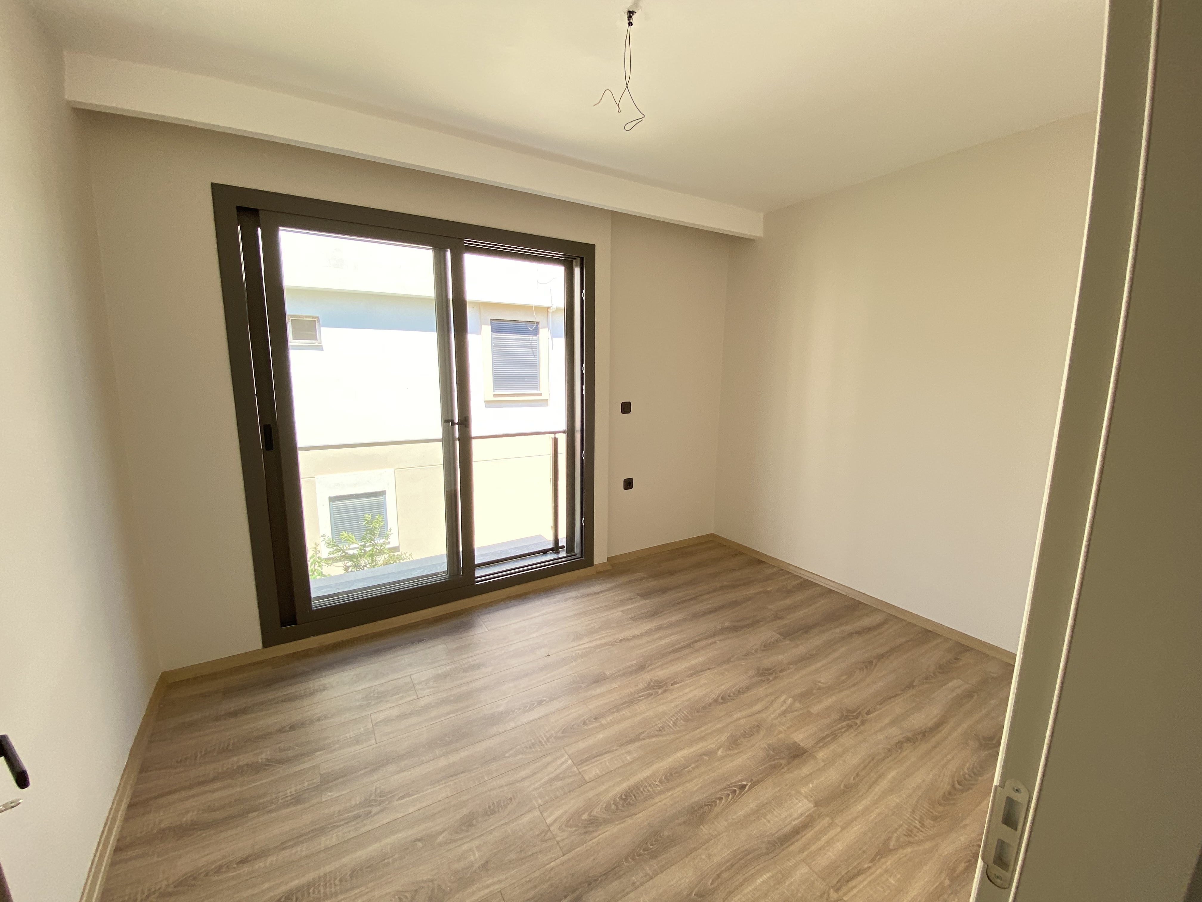 Seferihisar Mersin Alanı Denize 350 m, Havuzlu Ve Yerden Isıtmalı Lüks Köşe Villa — 22 / 30
