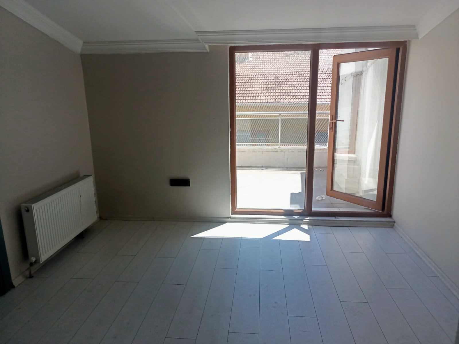 GÖKKUŞAĞI'NDA CADDEDE KİRALIK 2+1 TERASLI DUBLEKS DAİRE — 11 / 29