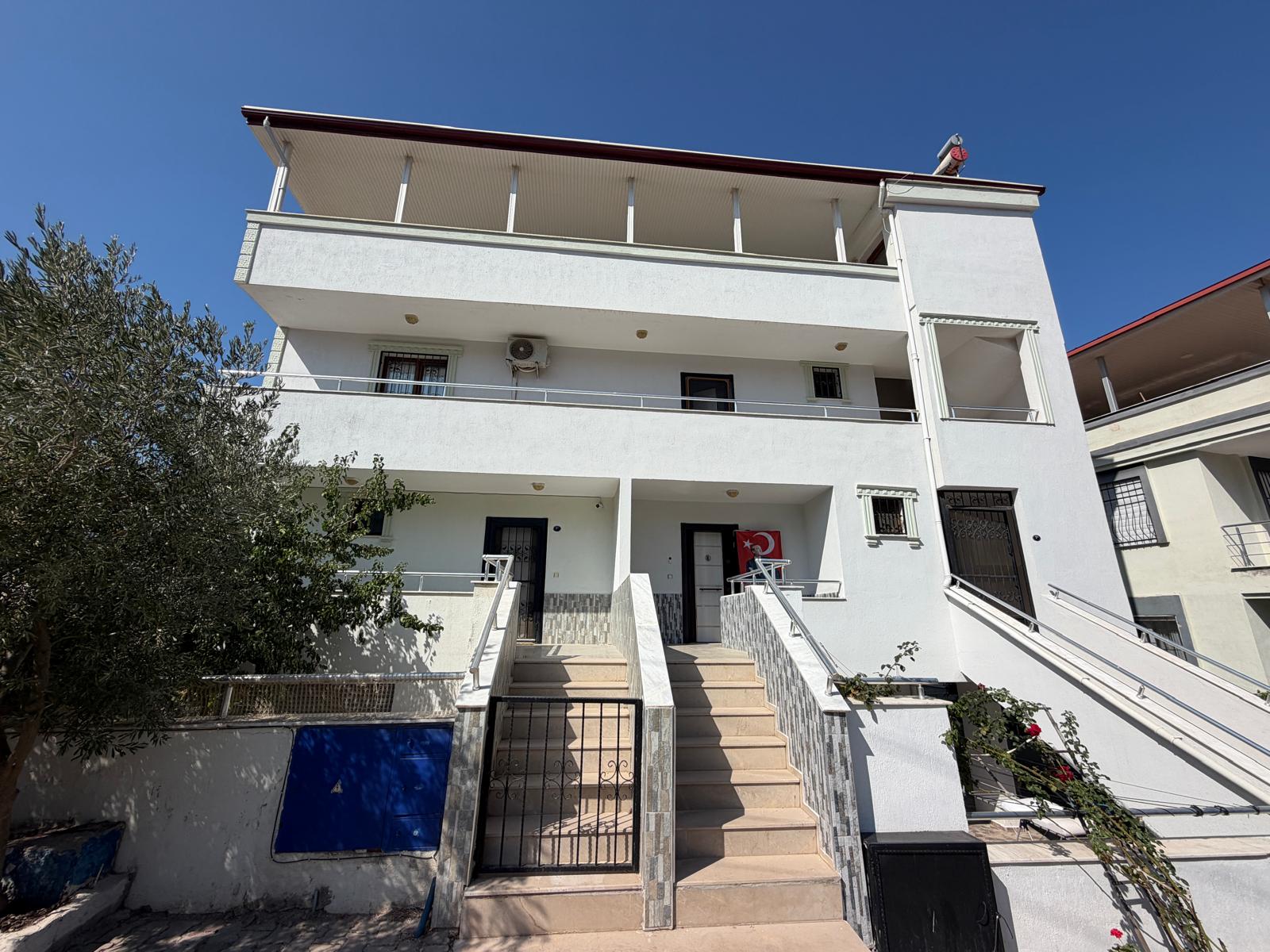 Seferihisar Ürkmez, teraslı Full Deniz Manzaralı Satılık Dublex Daire 2+1 — 25 / 30