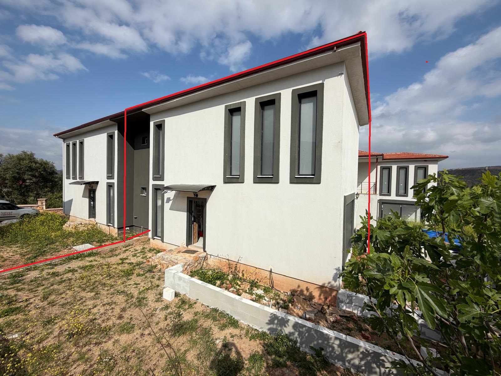 Seferihisar'da:güneş Enerjili,yerden Isıtmalı,full Eşyalı Satılık 3+1 Villa