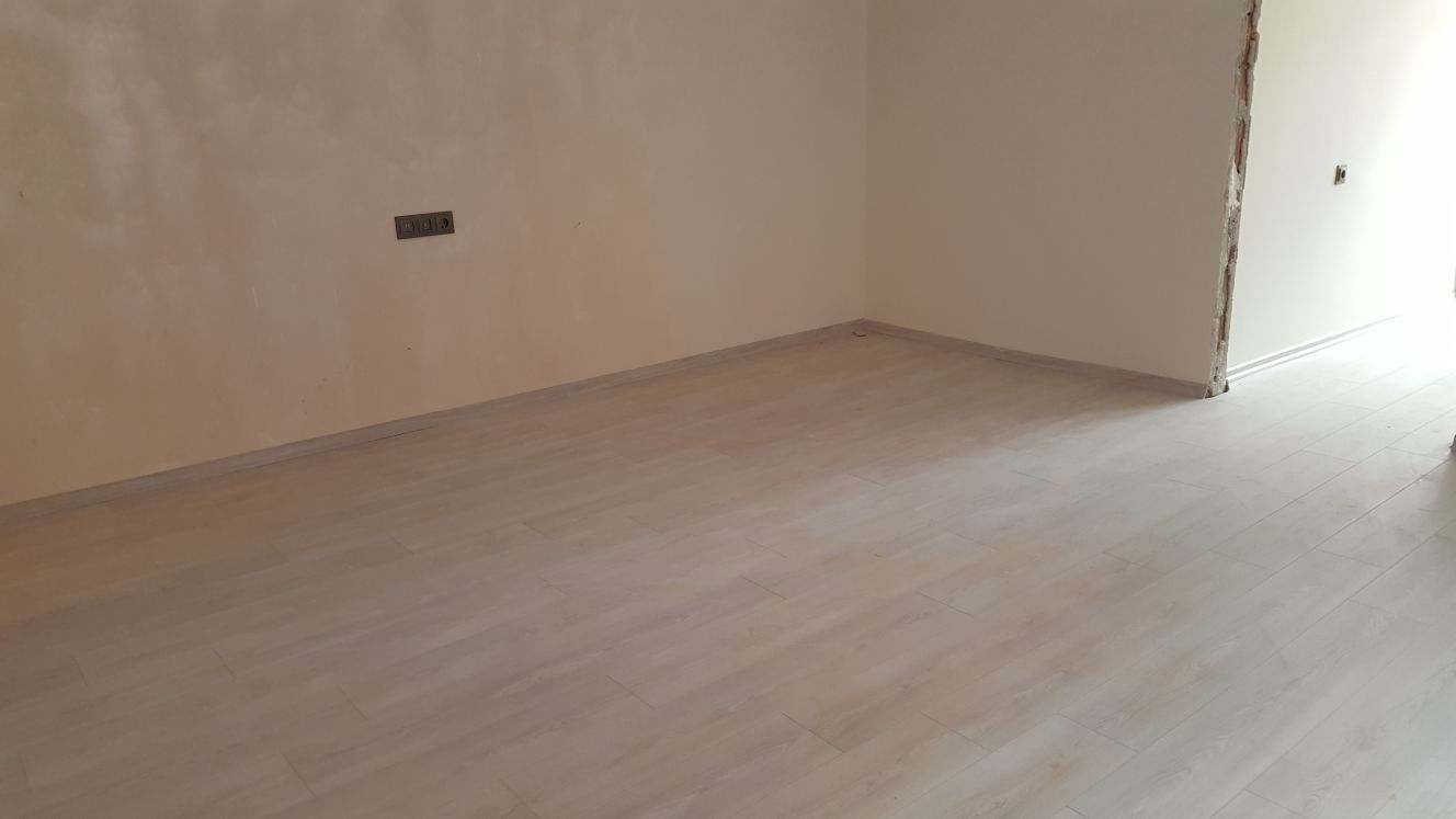 PLEVNE MH DESTEK CD ÜZERİNDE SATILIK KATTA 3+1 DAİRE — 25 / 29