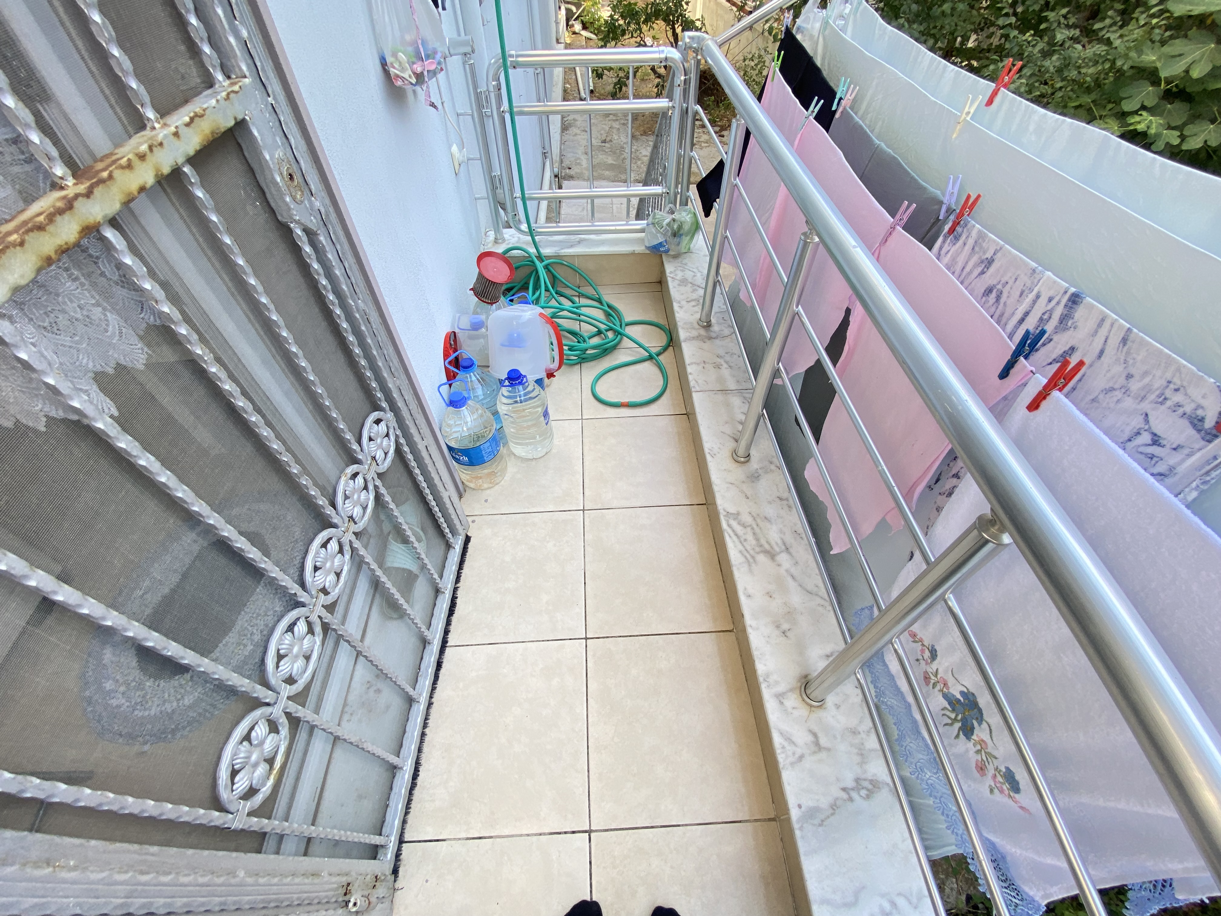 Seferihisar Mersin Alanı'nda denize 400m sıfır eşyalı bahçe katı satılık 2+1 daire — 24 / 26